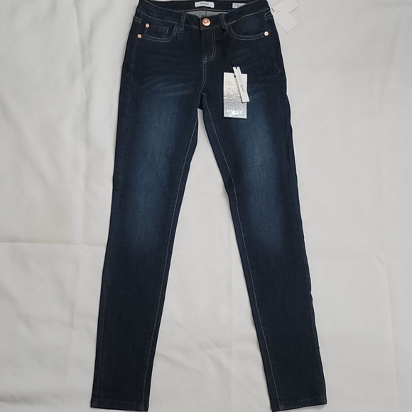 Kensie - Skinny Tall - Picture 3 of 7